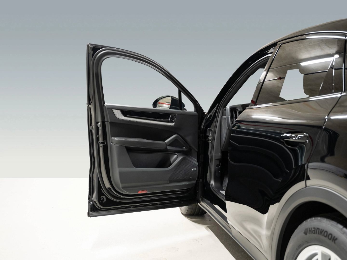 Porsche Cayenne Coupe PDCC Luftfederung InnoDrive BOSE