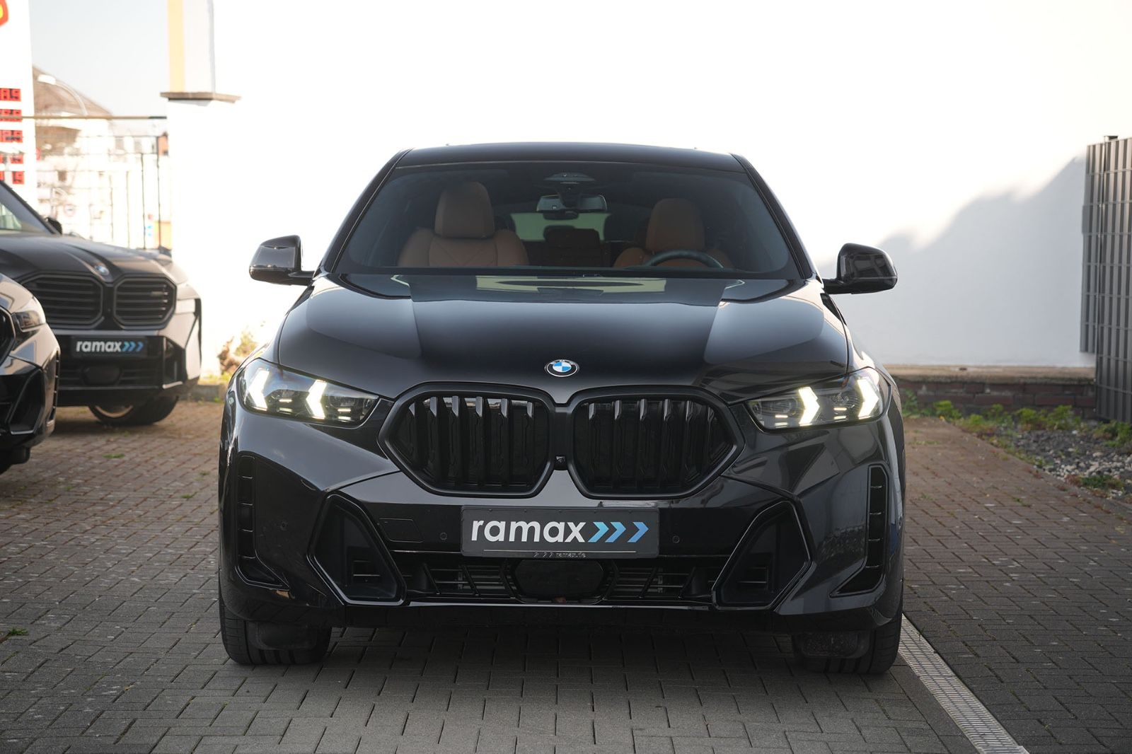 BMW X6 xDrive30d M Sport - Samsaru's Car Outlet