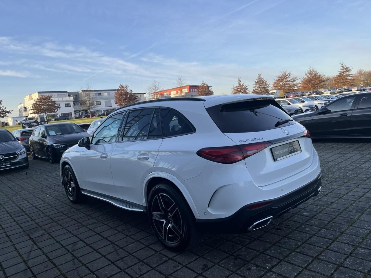 Mercedes-Benz GLC 220 d 4MATIC AMG+NIGHT+DIGI LIGHT+MEMORY+360