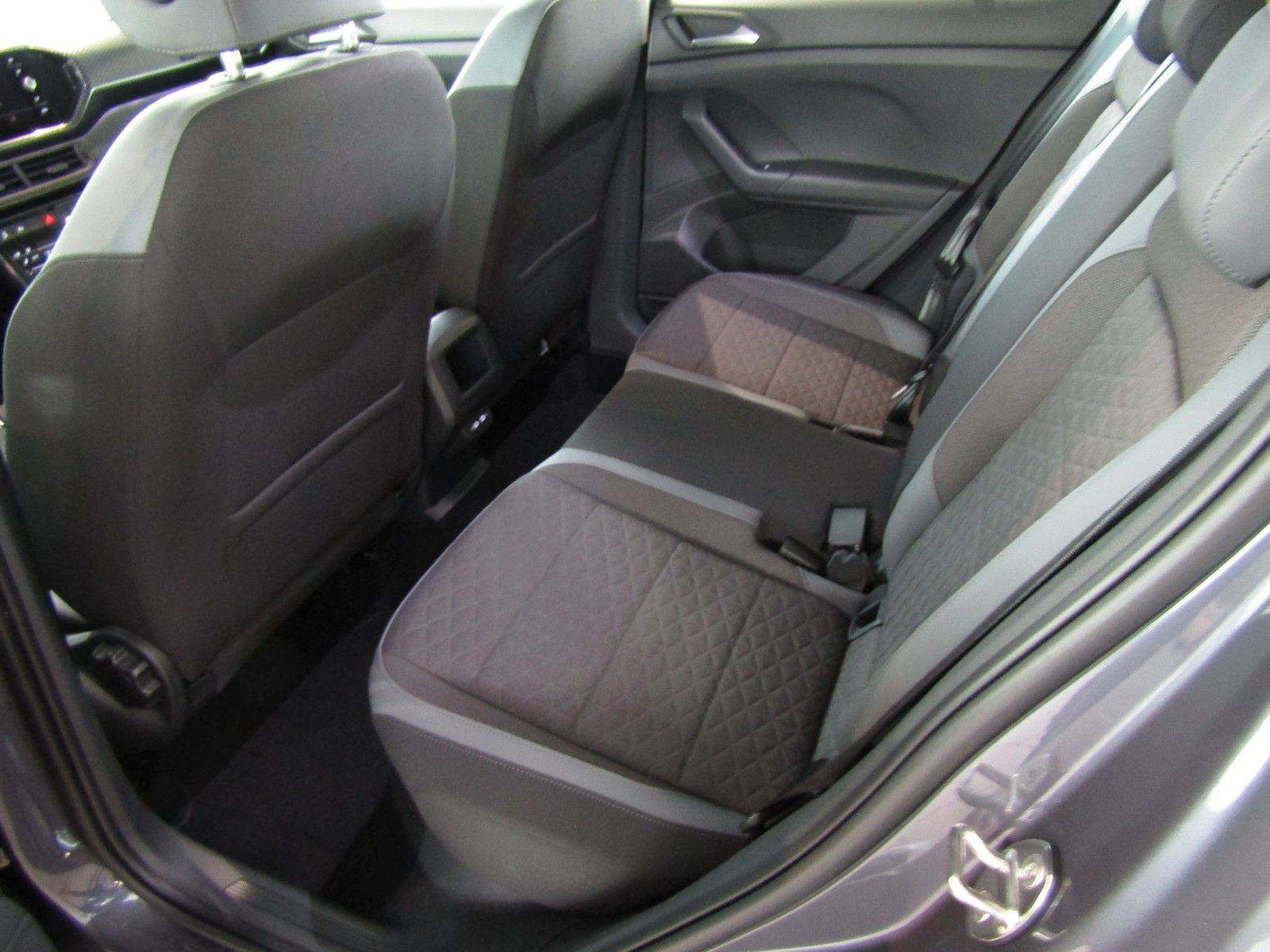Volkswagen T-Cross Style 1.0 l TSI - Samsaru's Car Outlet