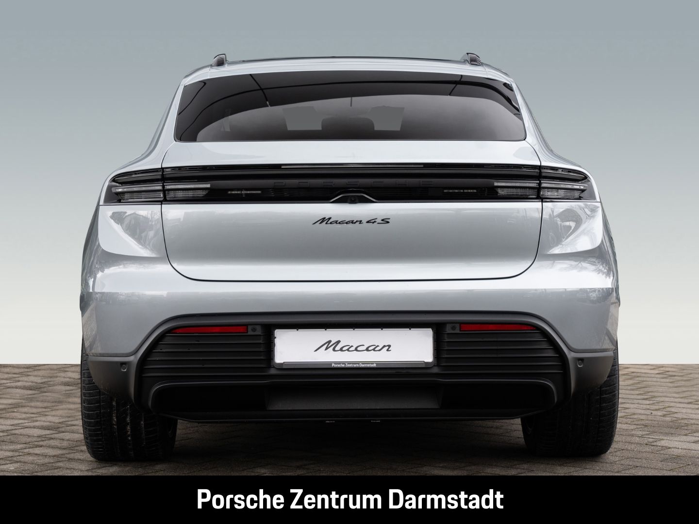 Porsche Macan 4S - Samsaru's Car Outlet