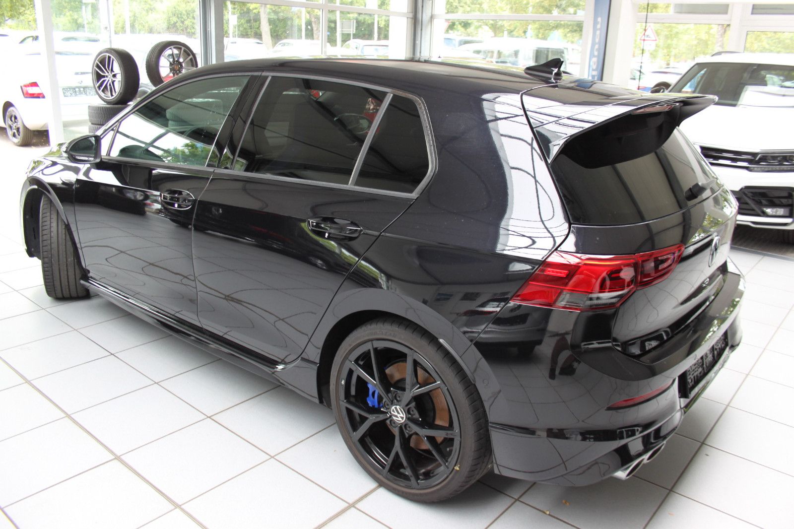 Volkswagen Golf VIII Lim./R/BLCKSTYLE/DSG/LEDER/R-PERFO-PAK