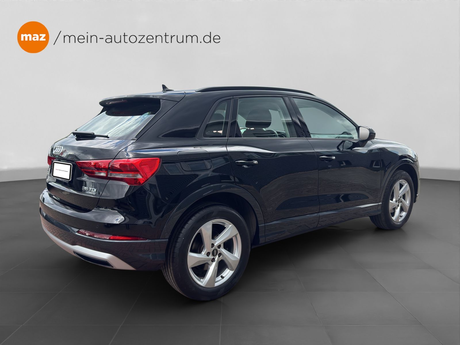 Audi Q3 35 2.0 TDI quattro advanced - Samsaru's Car Outlet