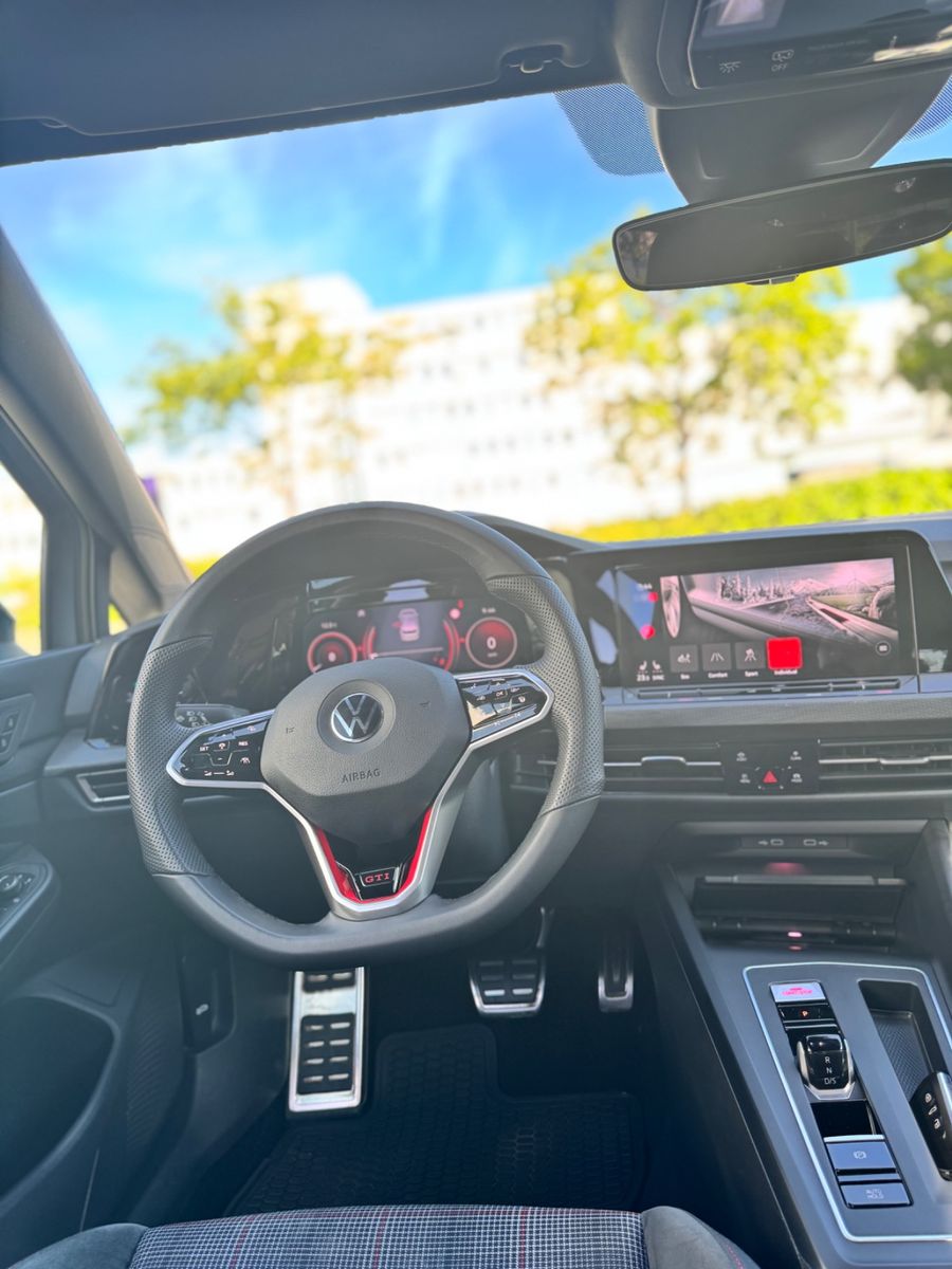 Volkswagen Golf GTI Black Style - Samsaru's Car Outlet