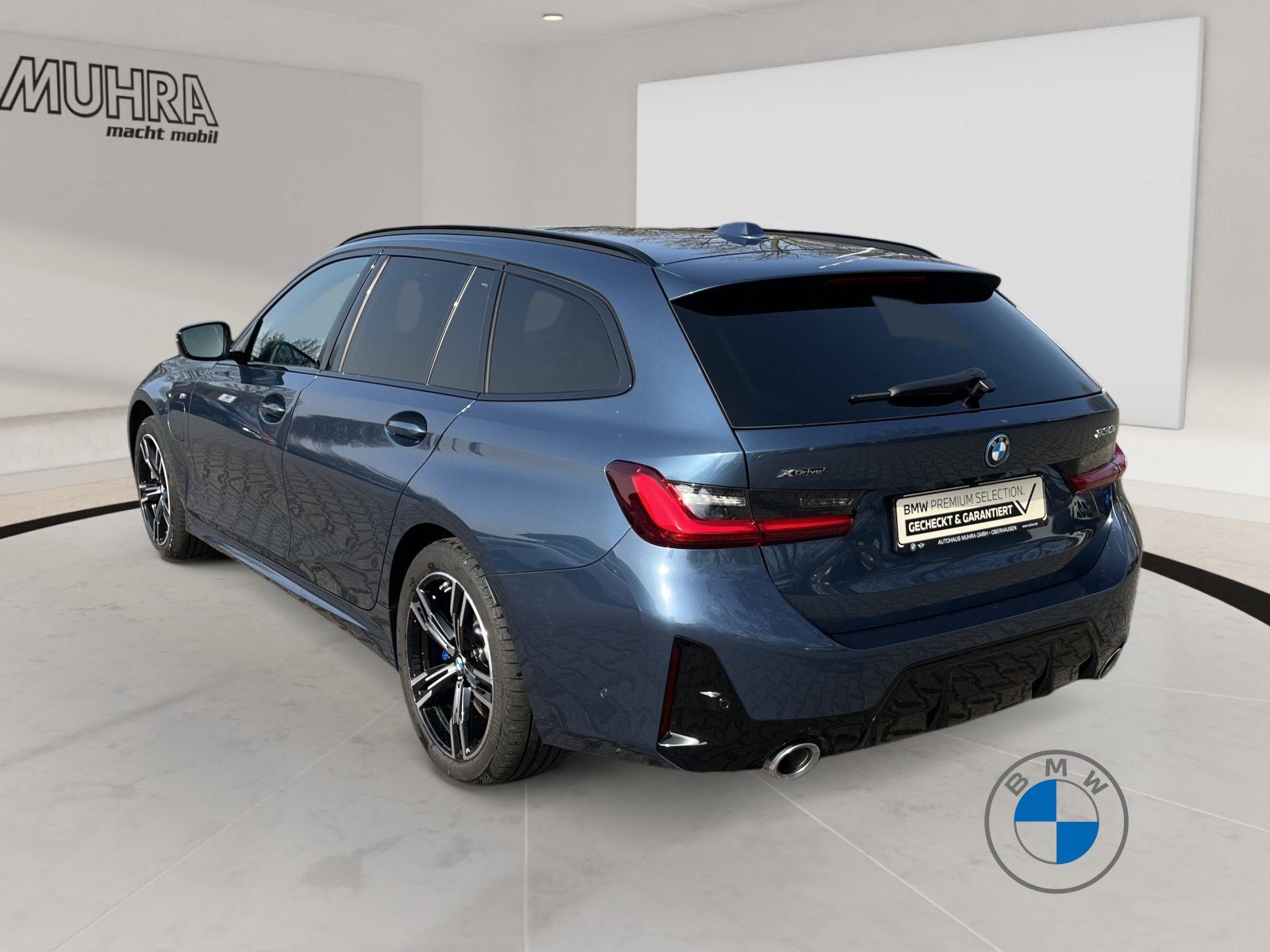 BMW 330e xDrive Touring M Sport 18"AHK Pano H&K