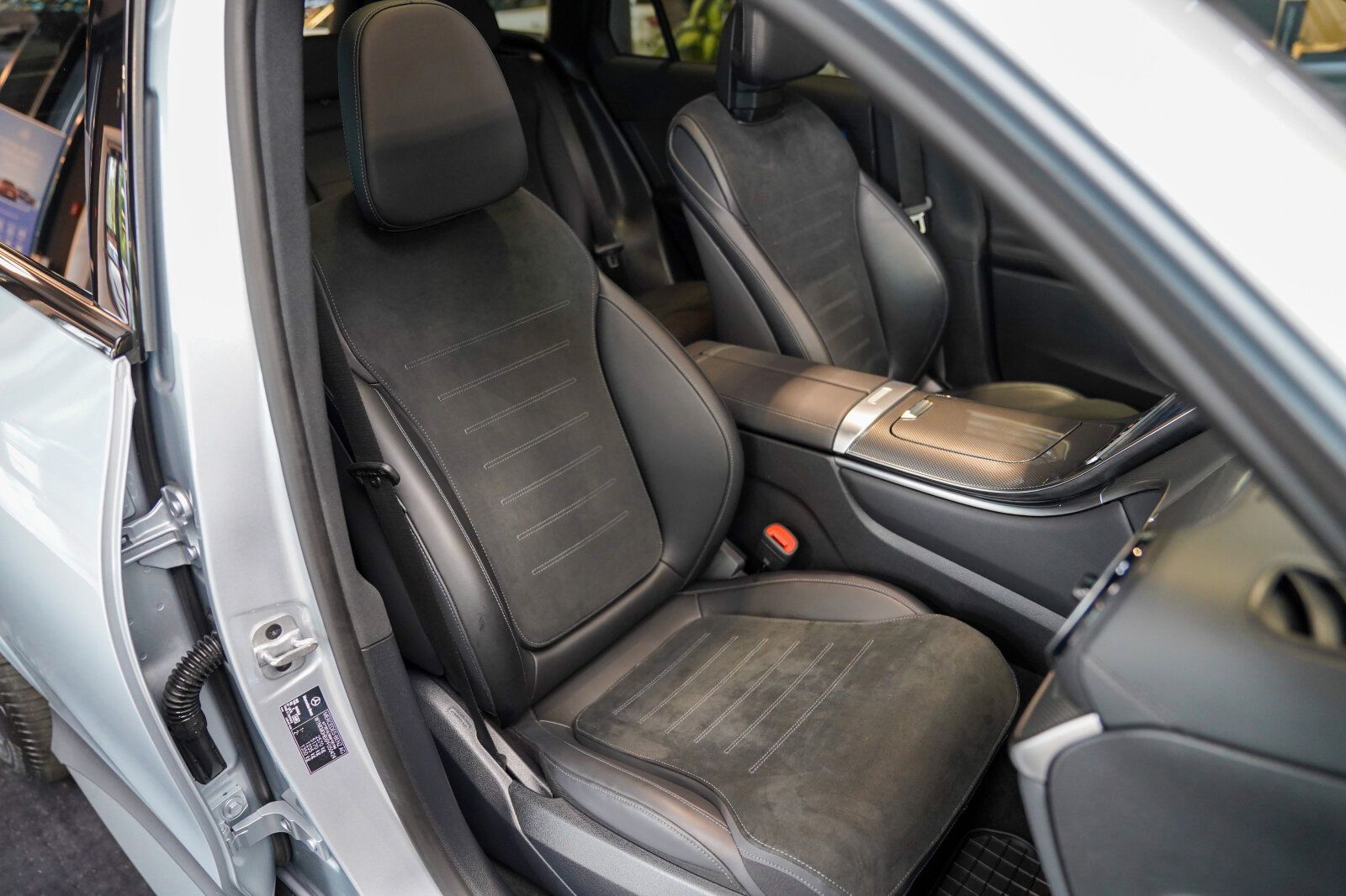 Mercedes-Benz GLC 300 d 4M AMG Line Night Pano DISTRONIC AHK
