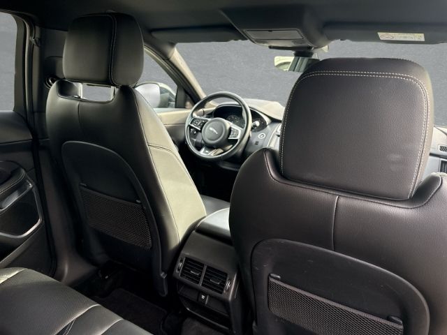 Jaguar E-Pace D180 R-Dynamic S 20''LM BlackPack ACC Tot