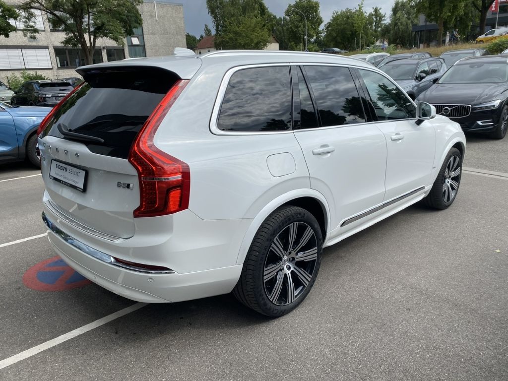 Volvo XC90 Ultimate Bright AWD B5 Diesel - Samsaru's Car Outlet
