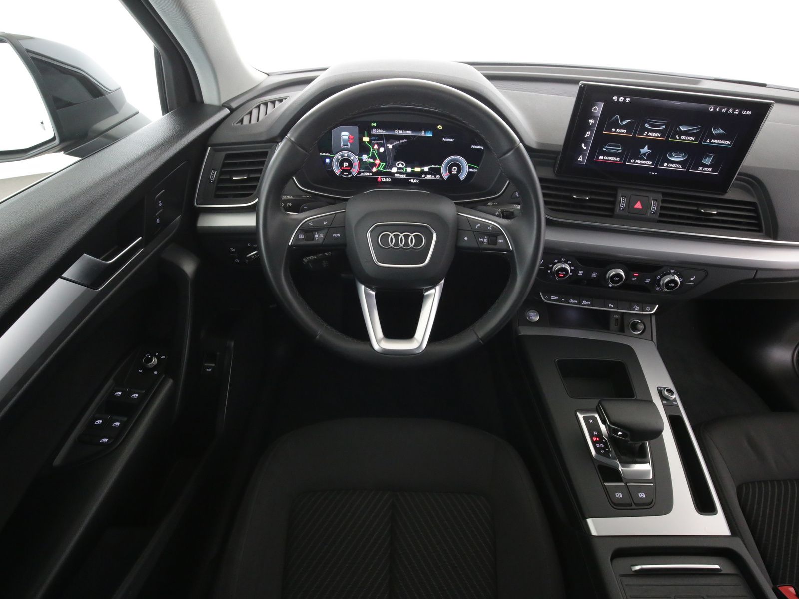Audi Q5 40 TDI quattro S tronic - Samsaru's Car Outlet
