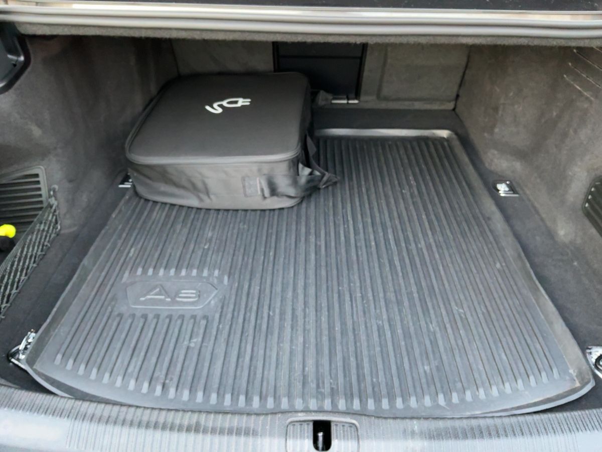 Audi A8 60 TFSI e QU MATRIX - Samsaru's Car Outlet