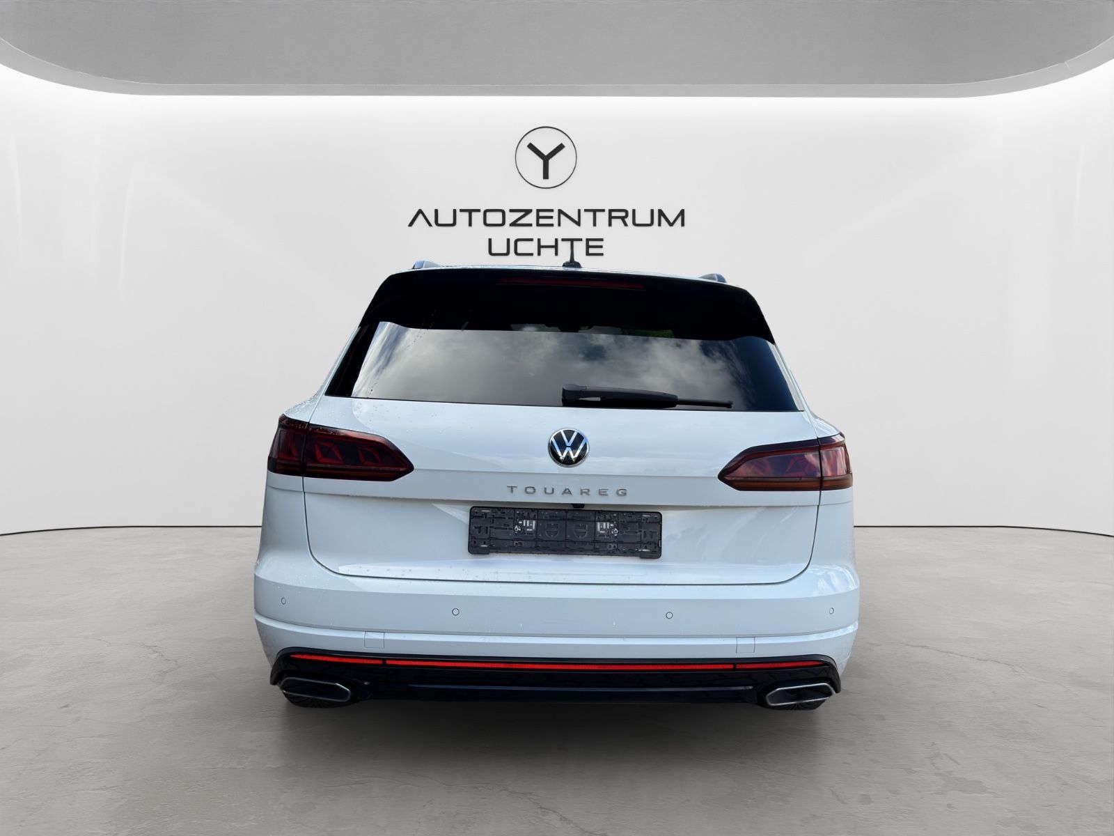 Volkswagen Touareg R-Line 4Motion/AHK/LUFT/KAMERA/PANO/BLAC