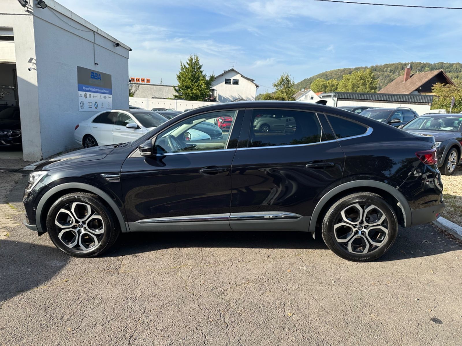 Renault Arkana E-Tech Intens - Samsaru's Car Outlet