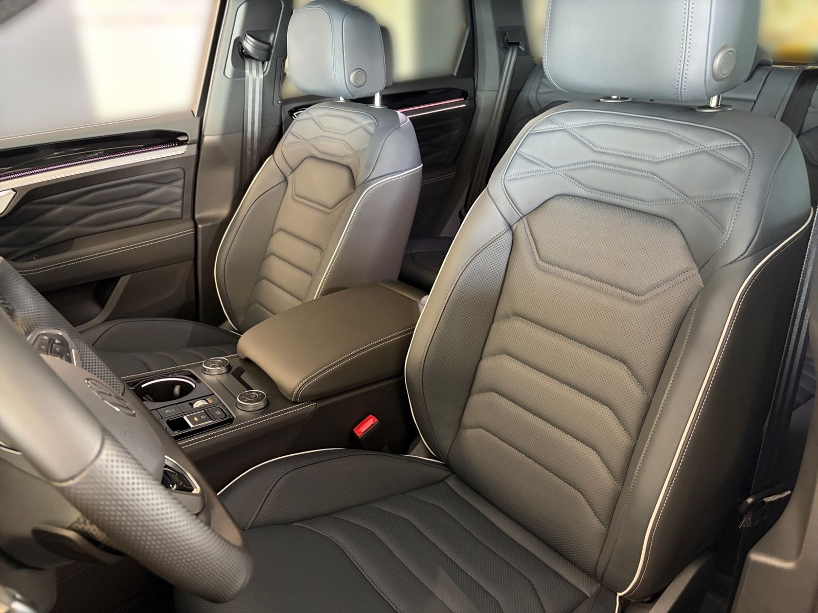 Volkswagen Touareg R-Line 3,0 l V6 TDI Final Edition