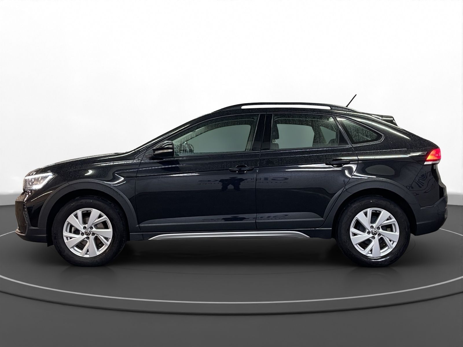 Volkswagen Taigo 1.0 TSI Life - Samsaru's Car Outlet