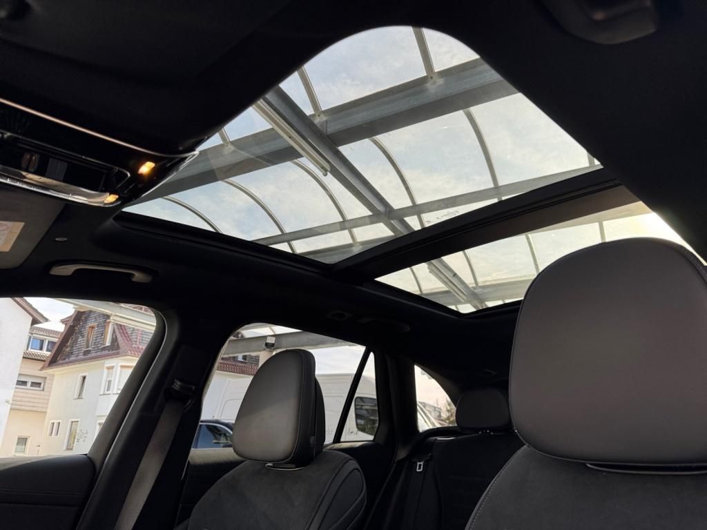 Mercedes-Benz GLC 300 d 4M AMG+AMBIENTE+DISTRO+MEMORY+MBUX+AHK