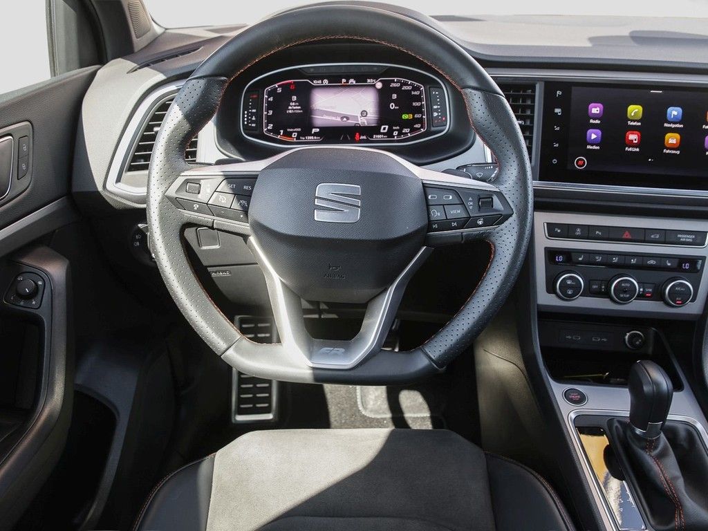 Seat Ateca 2.0 TDI DSG FR /LED/Navi/AHK/RFK/ACC