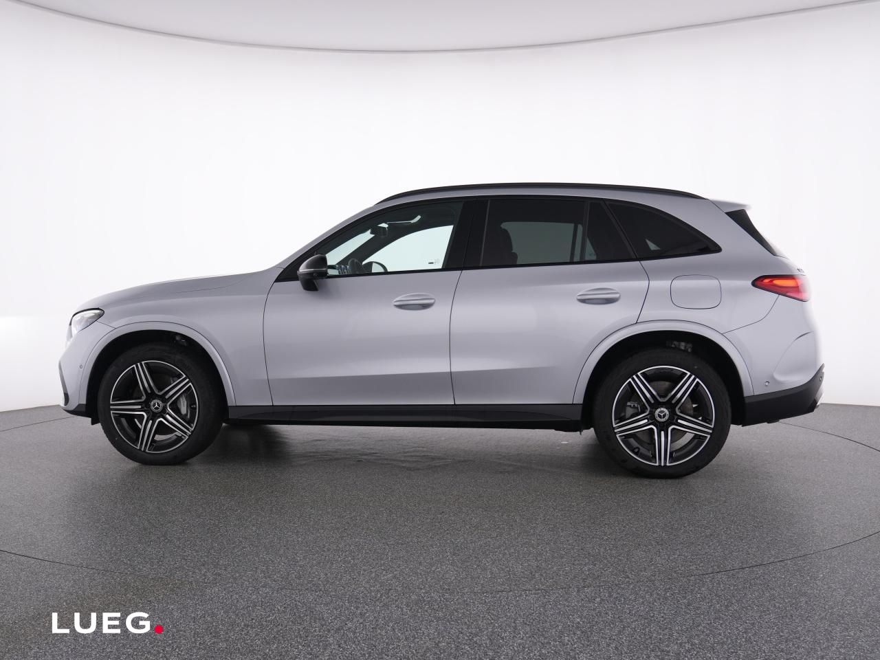 Mercedes-Benz GLC 300 de 4M AMG+NIGHT+20''+PANO+AHK+360+FAHRAS