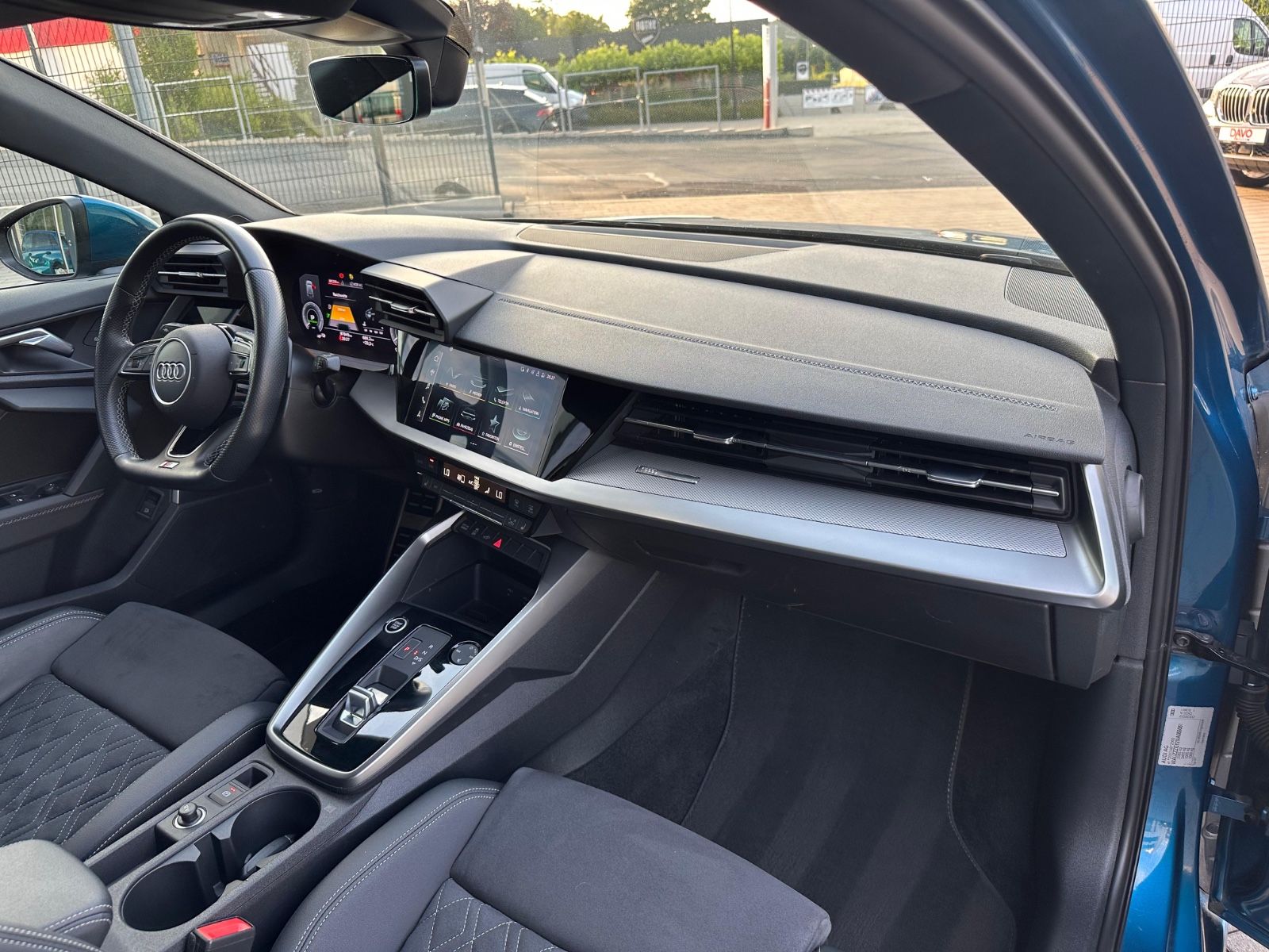 Audi A3 Sportback 40 TFSI e S line - Samsaru's Car Outlet