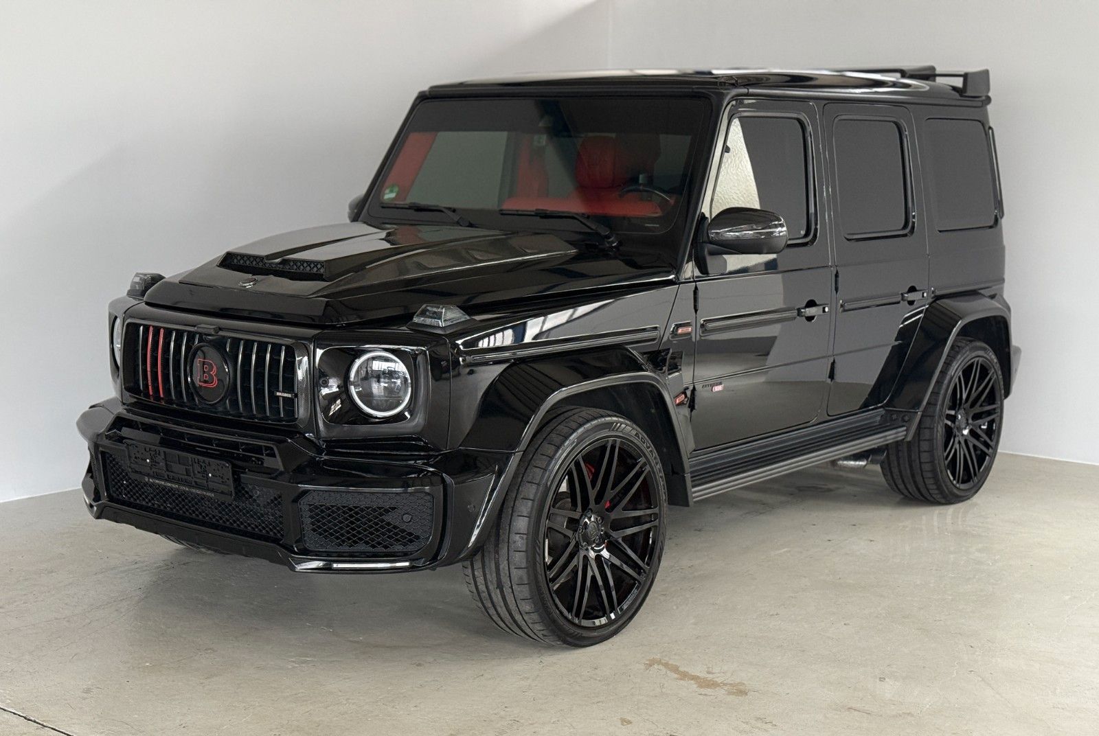 Mercedes-Benz G 63 AMG BRABUS - Samsaru's Car Outlet