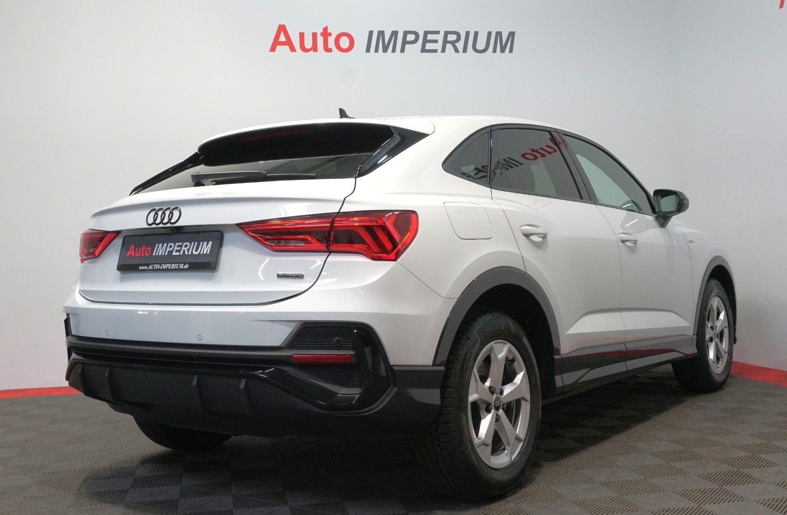Audi Q3 Sportback 2.0 40 TDI quattro S line*STDHZ*AHK