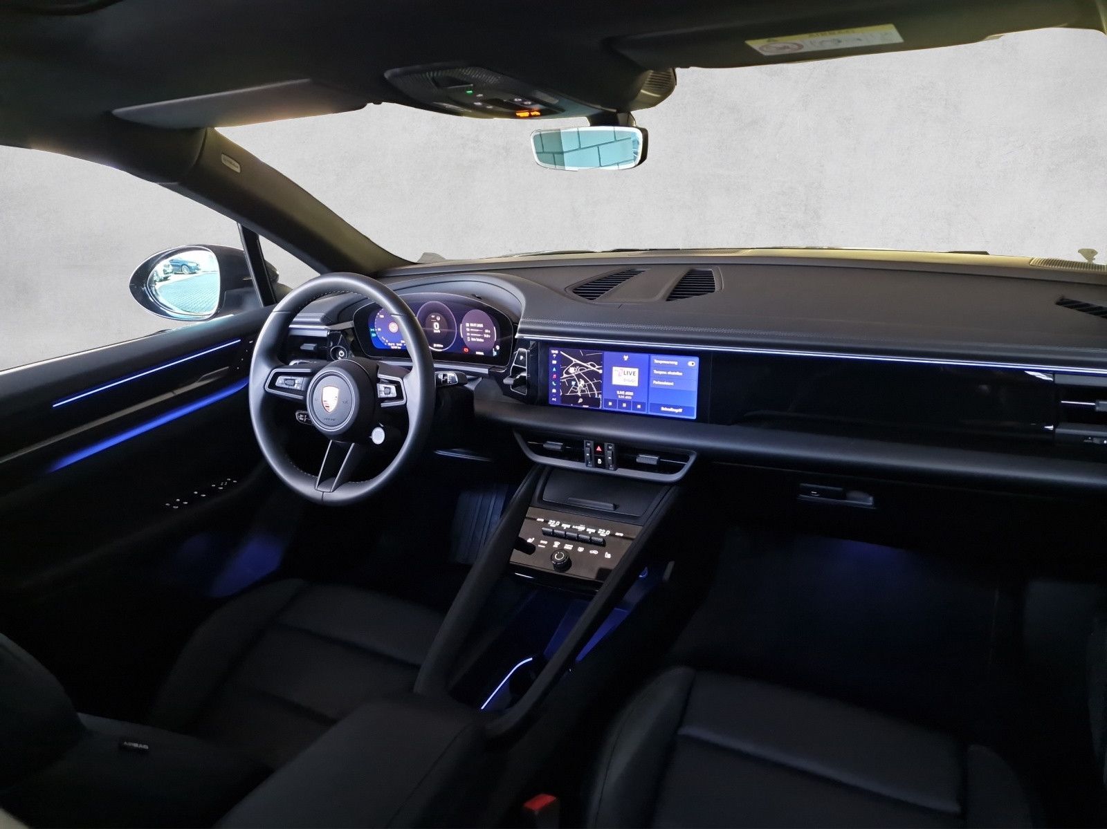 Porsche Macan 4 - Samsaru's Car Outlet