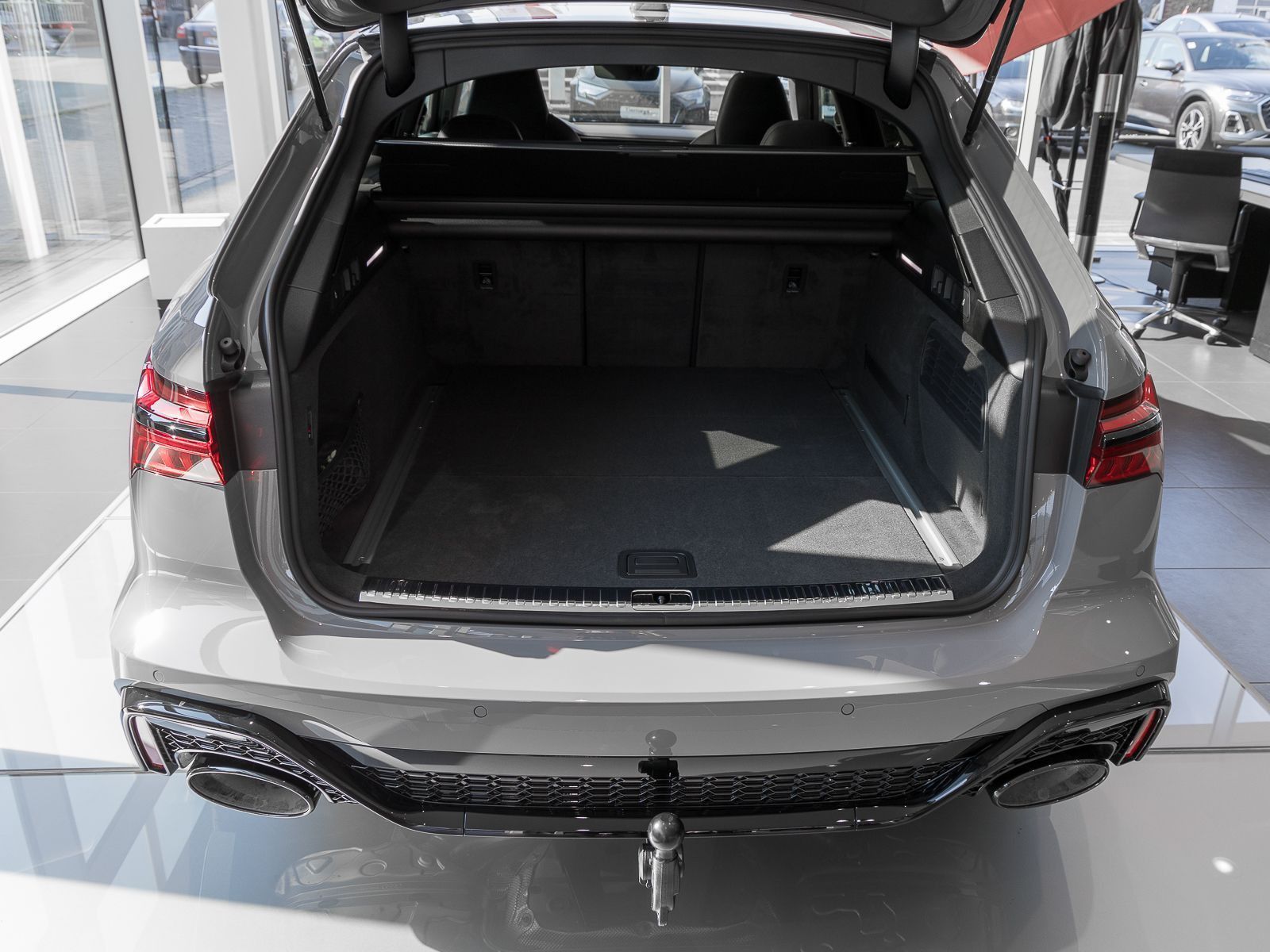 Audi RS6 Avant TFSI Q PERFORMANCE 360° HD-MATRIX BuO