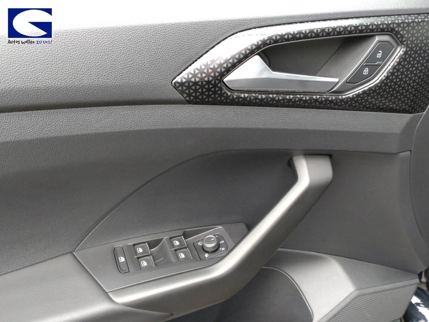 Volkswagen T-Cross 1.0 TSI DSG - Samsaru's Car Outlet