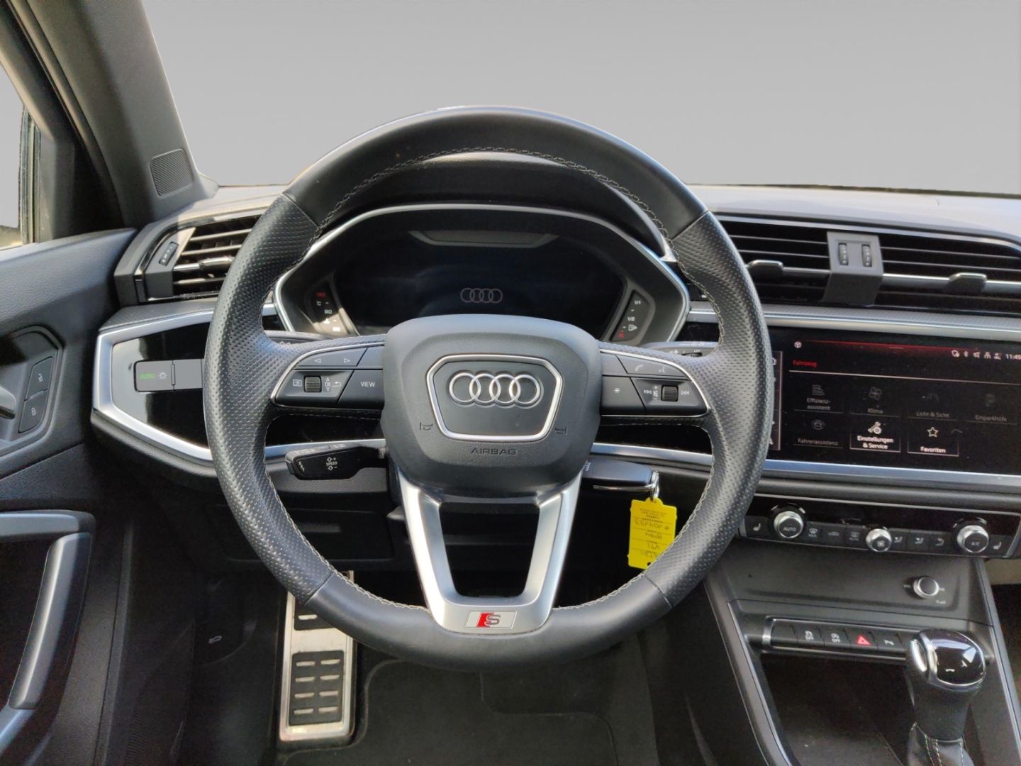 Audi Q3 35 TDI S line quattro - Samsaru's Car Outlet