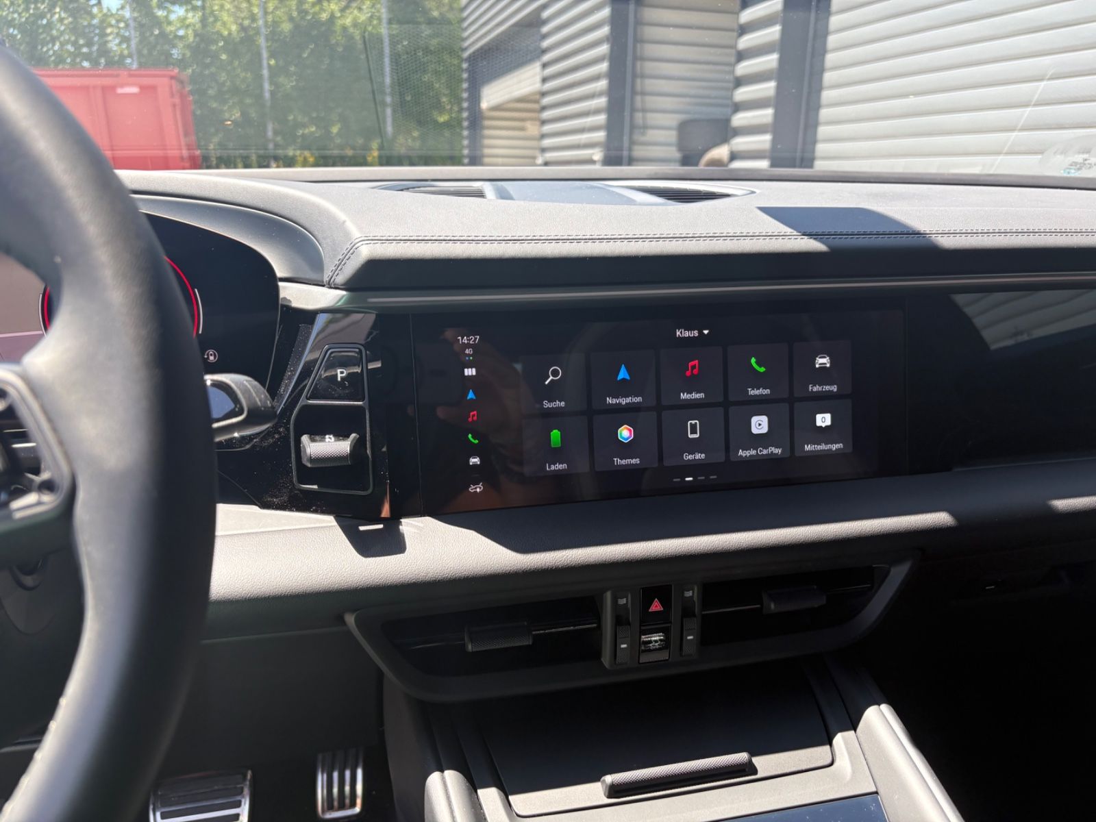 Porsche Macan Electric 4 S - Samsaru's Car Outlet