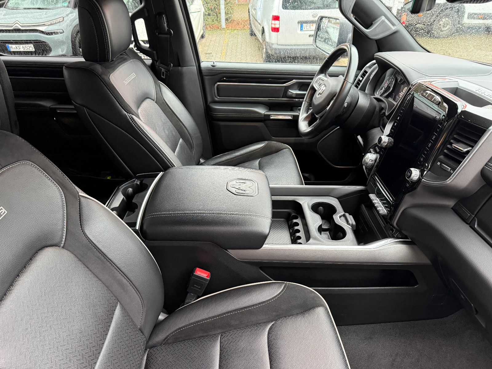 Dodge RAM Crew Cab LARAMIE NIGHT 22"/SPORTABGAS/360°