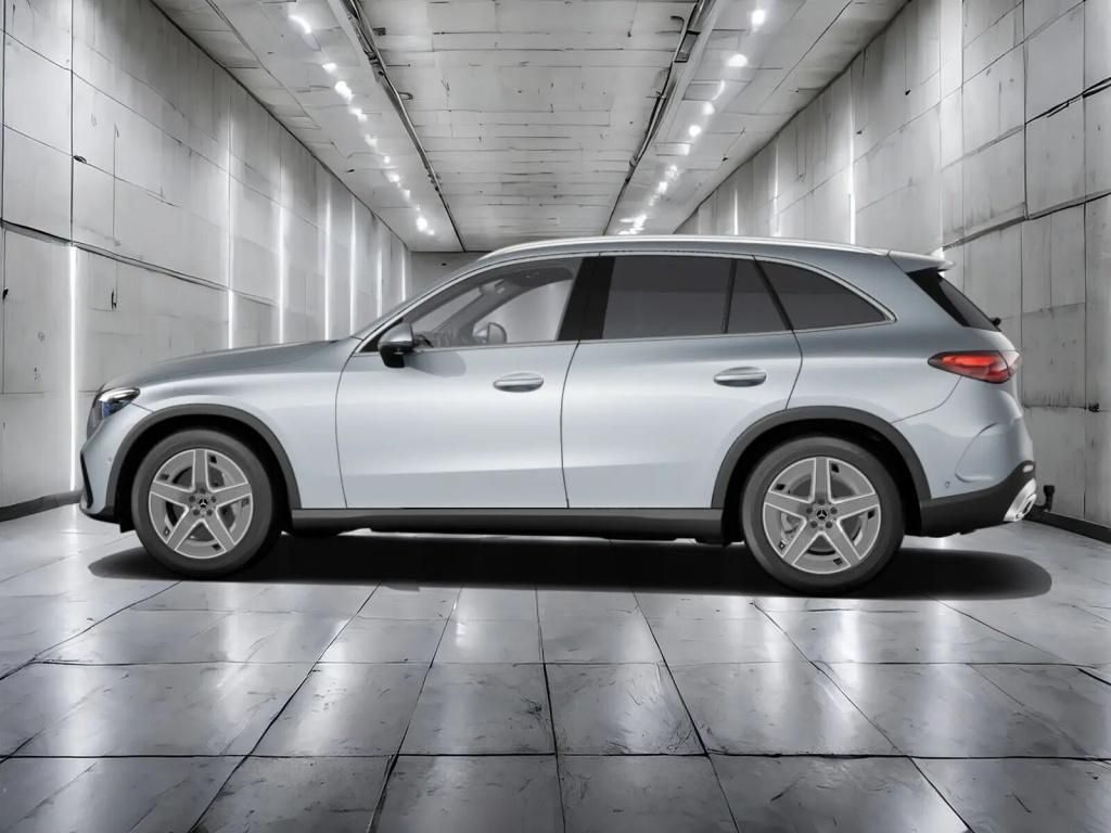 Mercedes-Benz GLC 300 d 4M AMG+AMBIENTE+DISTRO+MEMORY+MBUX+AHK