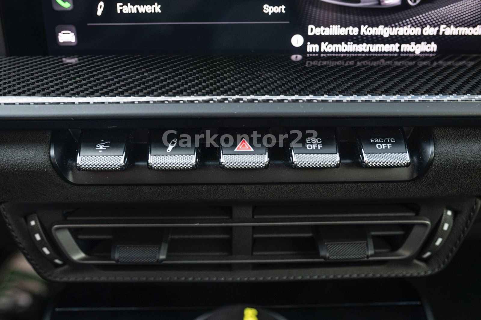 Porsche 992 GT3 - Samsaru's Car Outlet