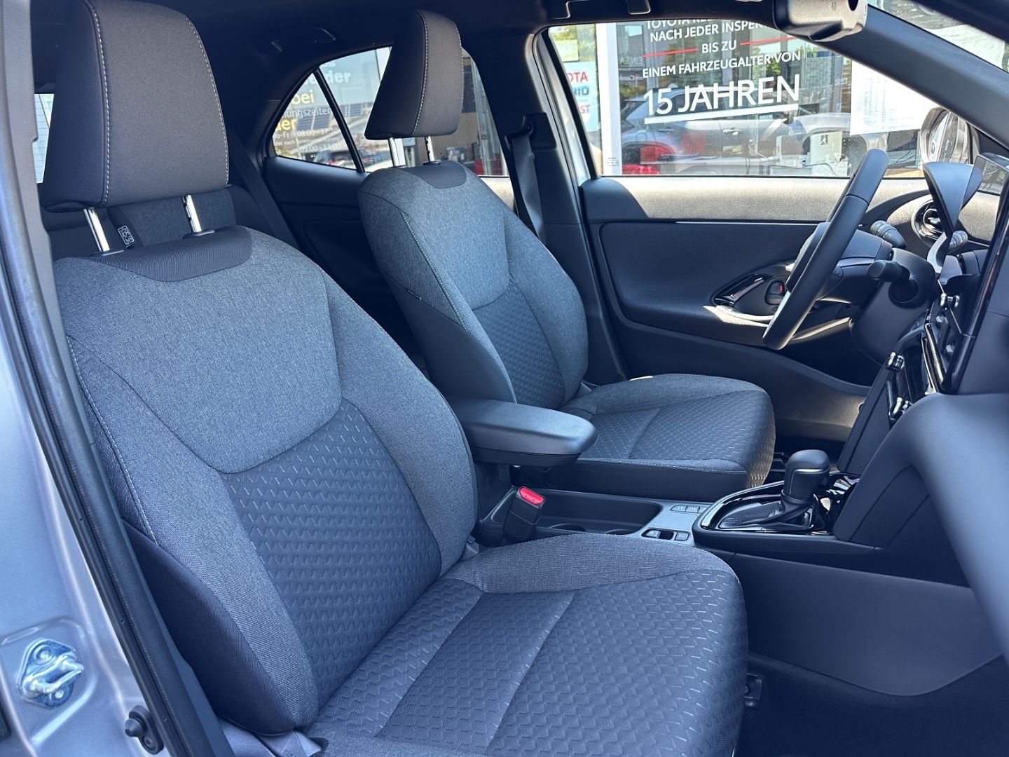 Toyota Yaris Cross 1,5 l 4x2 Hybrid Teamplayer*Safety,-