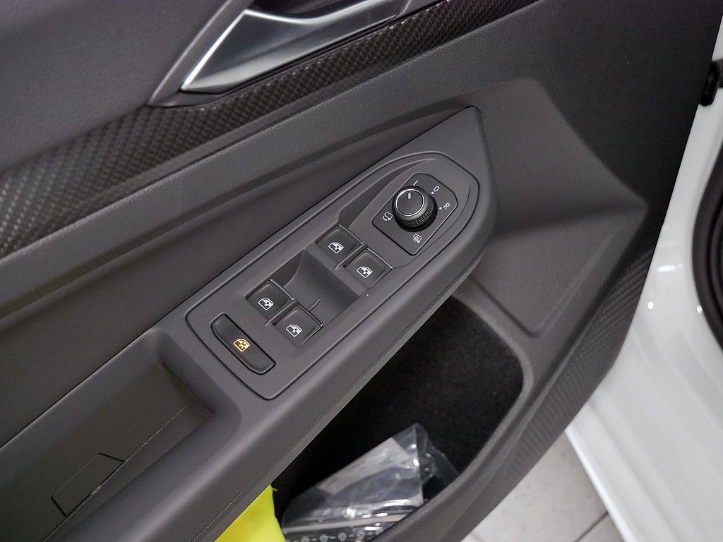 Volkswagen Golf R Black Edition 4Motion DSG PANO AHK MATRIX