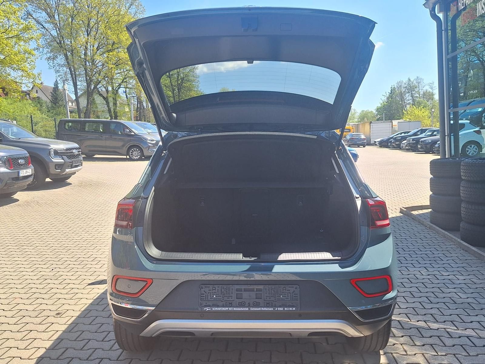 Volkswagen T-Roc Style 2.0 TDI DSG - Samsaru's Car Outlet