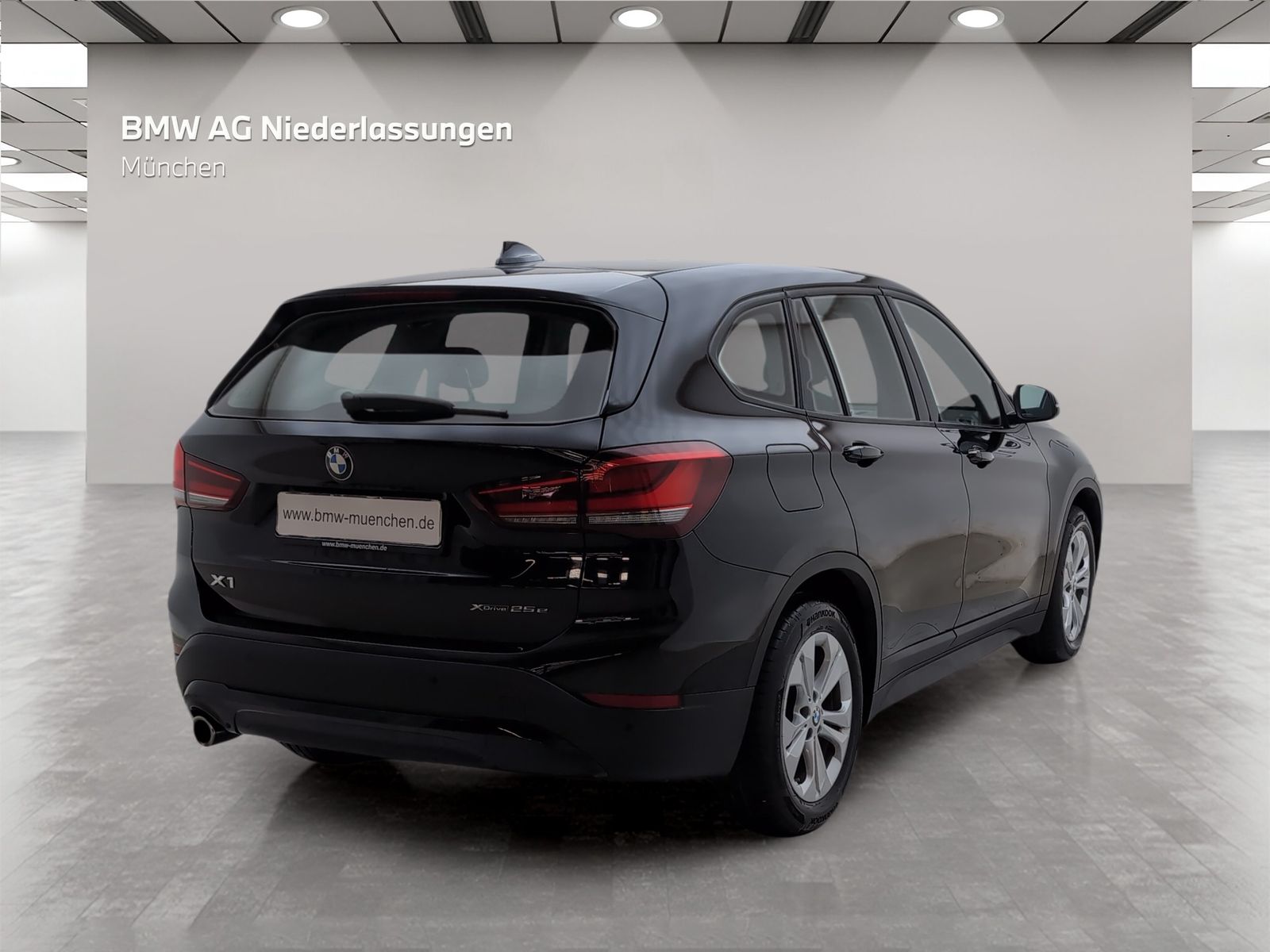 BMW X1 xDrive25e - Samsaru's Car Outlet