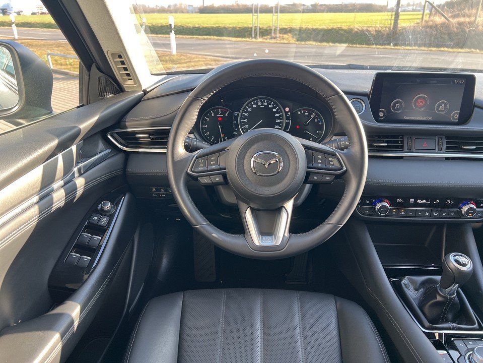 Mazda 6 EXCLUSIVE LogIn BOSE Sitzheizung 360° Leder Au