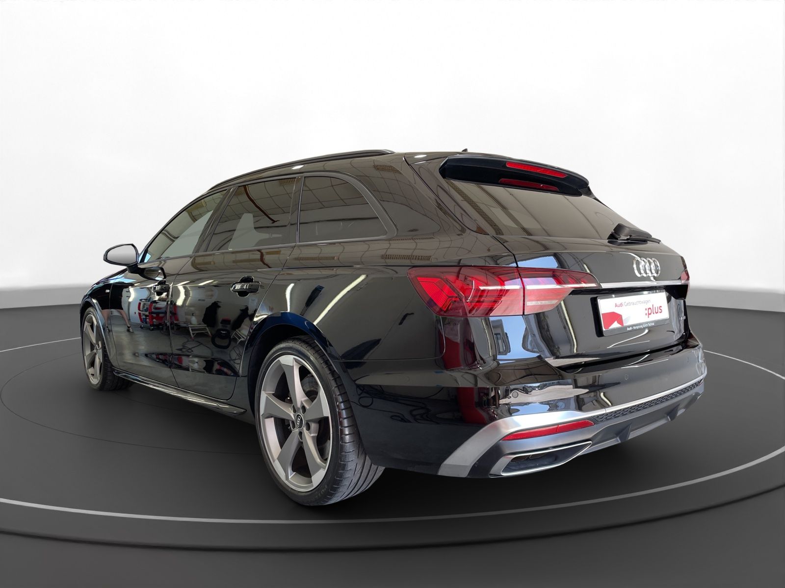 Audi A4 Avant 50 TDI quattro S line - Samsaru's Car Outlet