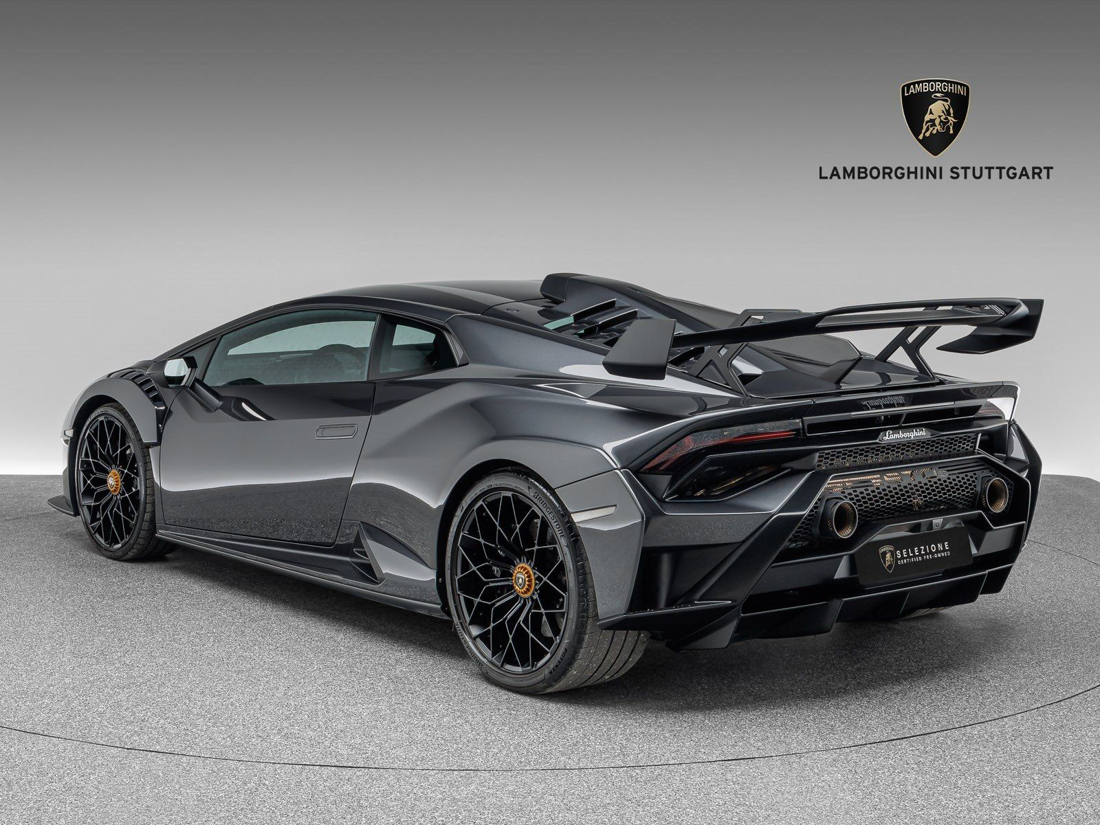 Lamborghini Huracán STO - Samsaru's Car Outlet