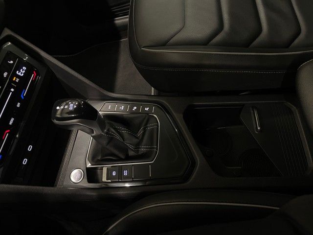Volkswagen Tiguan1.4 TSI R-LINE E-HYBRID AHK+KEYLESS+LED+LE