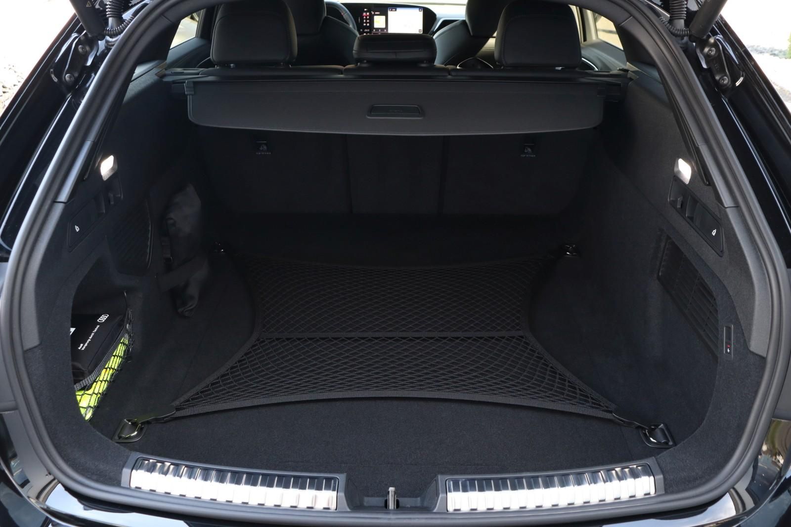 Audi A5 Avant 2.0TDI quattro Edit one S-LINE +AHK+ACC