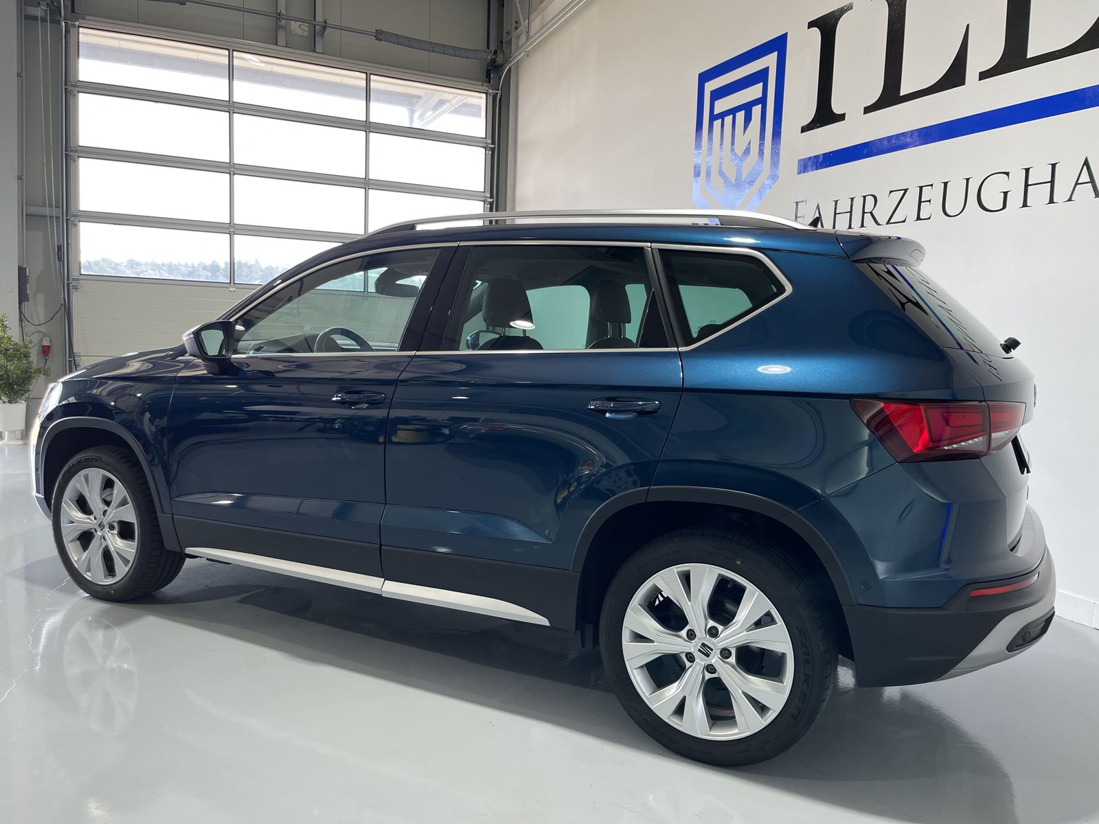 Seat Ateca Xperience 2.0 TDI*AHK*Cam*LED*Leder*