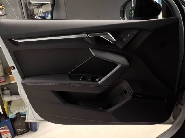 Audi A3 Sportback 35 TFSI advanced - Samsaru's Car Outlet
