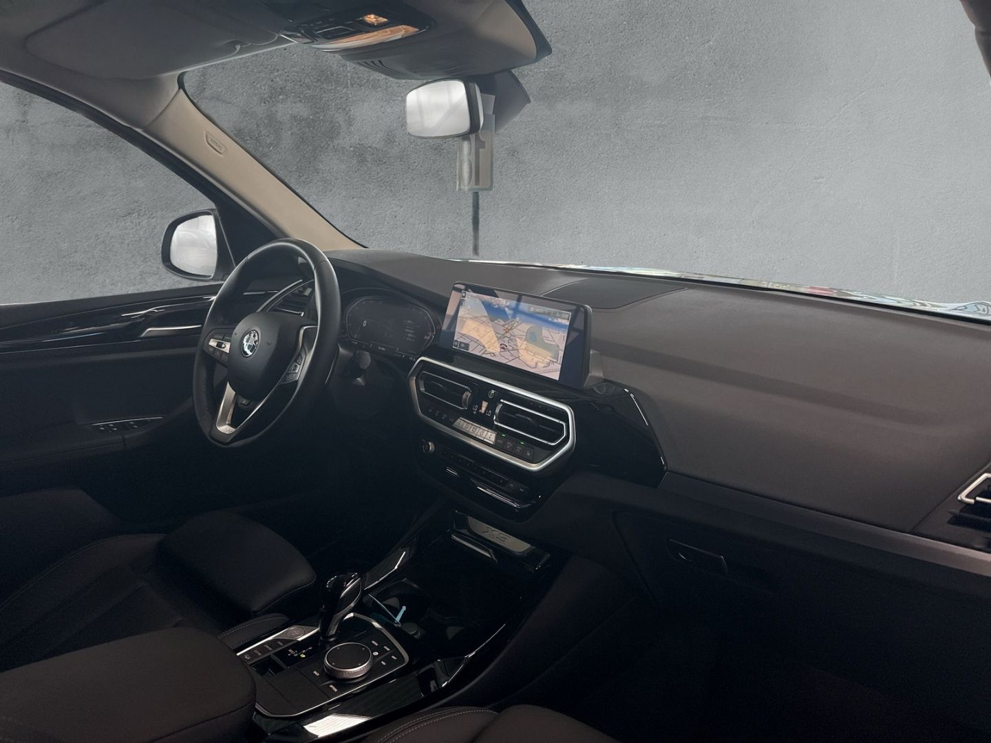 BMW X3 xDRIVE 20d AUTOMATIK LC PLUS - Samsaru's Car Outlet