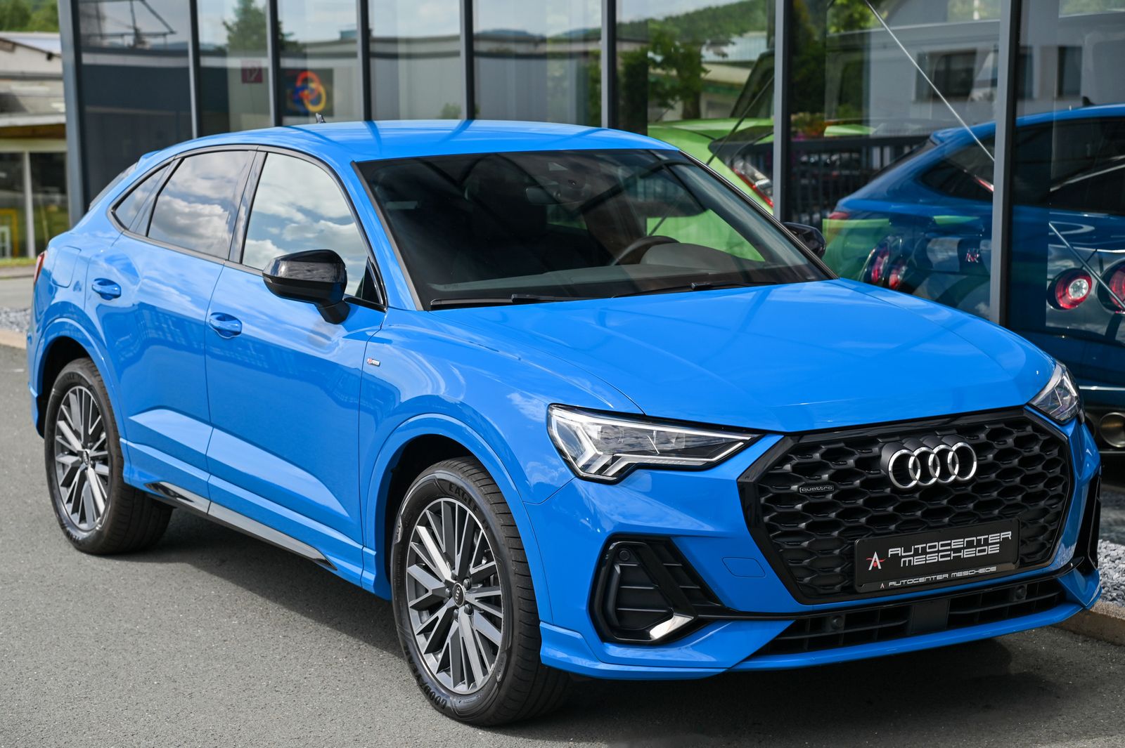 Audi Q3 Sportback 40 TFSI quattro S line - Samsaru's Car Outlet