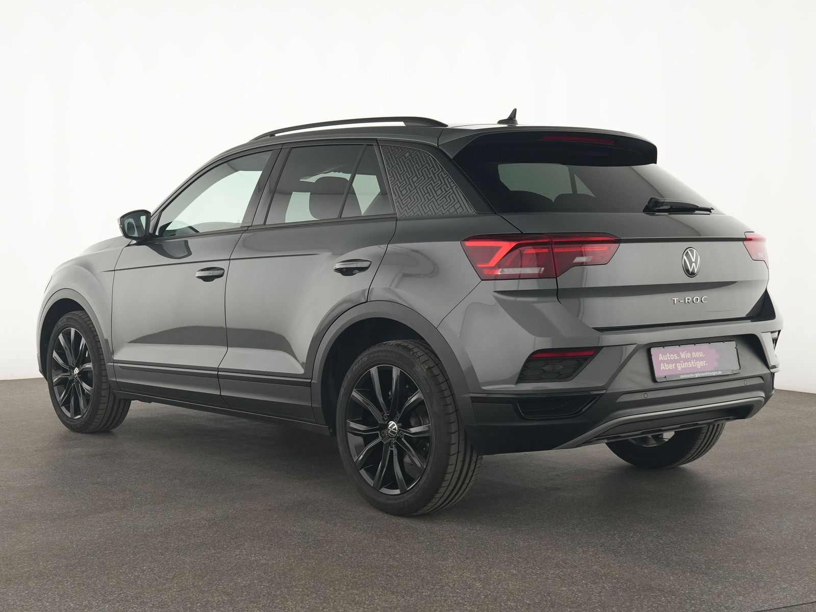 Volkswagen T-Roc Sport - Samsaru's Car Outlet