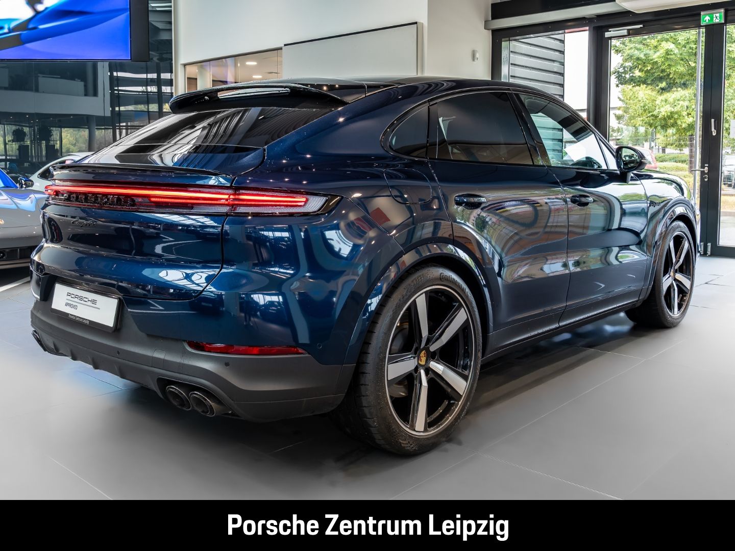 Porsche Cayenne E-Hybrid Coupe Sportabgas HD-Matrix Beif
