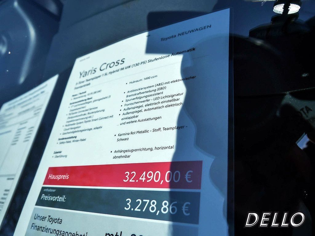 Toyota Yaris Cross Teamplayer Hybrid Navi LED ACC Apple