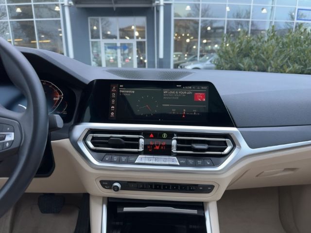 BMW 320 i xDrive Limo Sportsitze GSD HiFi LED SSV
