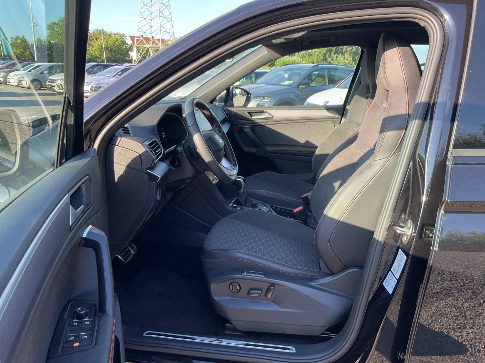 Seat Tarraco 1.4 e-Hybrid FR AHK LED NAVI PANO 4xSHZ